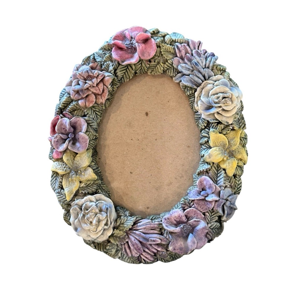 Vintage 1992 Price Products 3D Floral Frame-Made in Thailand 7x5.5in photo 4x6in